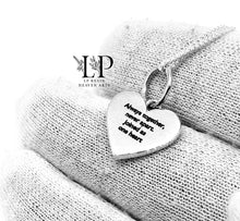 Load image into Gallery viewer, Engraving heart pendant in silver