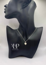 Load image into Gallery viewer, Delicate open heart pendant silver