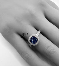 Load image into Gallery viewer, Sophia square cushion ring in silver