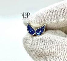 Load image into Gallery viewer, Angel wings charm in silver