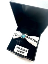 Load image into Gallery viewer, Robin charm in silver