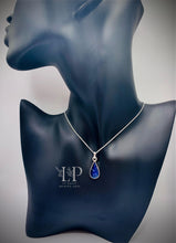 Load image into Gallery viewer, Tear drop silver pendant