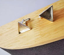 Load image into Gallery viewer, **SPECIAL OFFER** Triangle cufflinks in silver