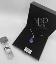 Load image into Gallery viewer, Tear drop silver pendant
