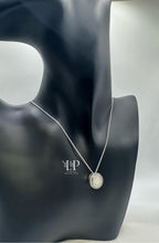 Load image into Gallery viewer, Halo pendant in silver