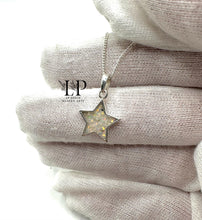 Load image into Gallery viewer, Star pendant in silver
