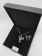 Load image into Gallery viewer, Hummingbird pendant in silver