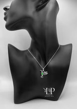Load image into Gallery viewer, Hummingbird pendant in silver