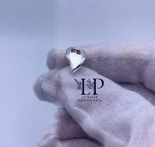 Load image into Gallery viewer, SPECIAL OFFER- Wonky heart earrings