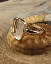 Load image into Gallery viewer, DISCOUNTED ITEM - Square ring 12x10