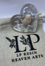 Load image into Gallery viewer, Womb baby silver leaf (various sizes)