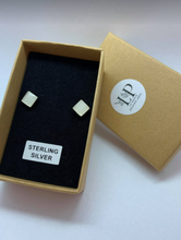 Load image into Gallery viewer, Square stud silver earrings
