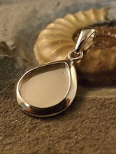 Load image into Gallery viewer, Pear drop solid silver pendant