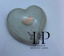 Load image into Gallery viewer, Womb baby white/silver 7-8 weeks