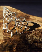 Load image into Gallery viewer, Butterfly brooch silver