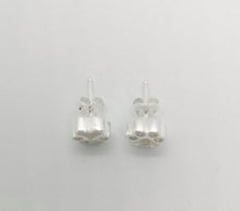 Load image into Gallery viewer, Paw print earrings silver