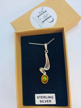 Load image into Gallery viewer, Swish drop pendant silver