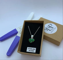 Load image into Gallery viewer, Small heart silver pendant