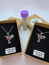 Load image into Gallery viewer, Hummingbird pendant in silver