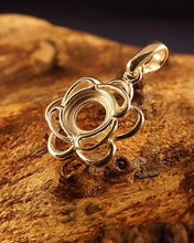 Load image into Gallery viewer, Delicate loop flower