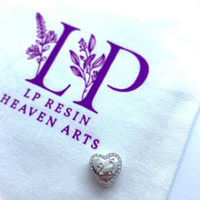 Load image into Gallery viewer, Cat heart charm