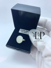 Load image into Gallery viewer, Layla oval ring in silver