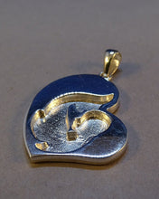 Load image into Gallery viewer, DISCOUNTED ITEM- Mother and child pendant in silver