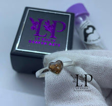 Load image into Gallery viewer, Delicate heart stacking ring