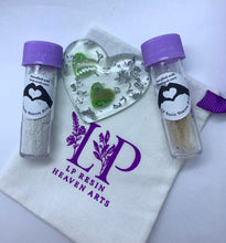 Load image into Gallery viewer, Custom made inclusion mini heart