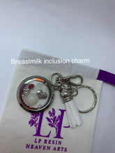 Load image into Gallery viewer, Floating locket memorial keyring