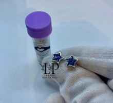 Load image into Gallery viewer, Star silver stud earrings