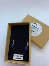 Load image into Gallery viewer, Delicate tear drop earrings