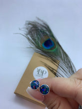 Load image into Gallery viewer, Round stud silver earrings