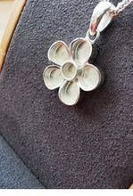 Load image into Gallery viewer, **SPECIAL OFFER* Forget me not pendant in silver
