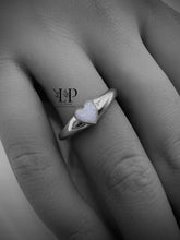 Load image into Gallery viewer, Heart ring with wide band in silver
