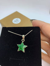 Load image into Gallery viewer, Star pendant in silver
