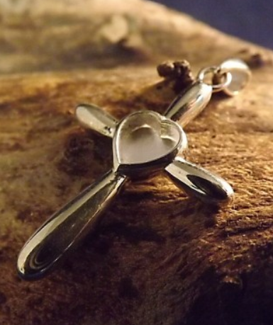 DISCOUNTED- Heart cross silver pendant