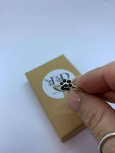 Load image into Gallery viewer, Paw print ring silver
