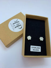 Load image into Gallery viewer, Paw print earrings silver
